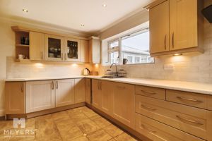 Photo 15- click for photo gallery